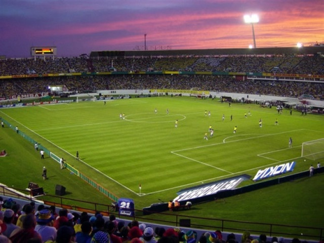 football-stadium-sXc83YKC9B.jpg